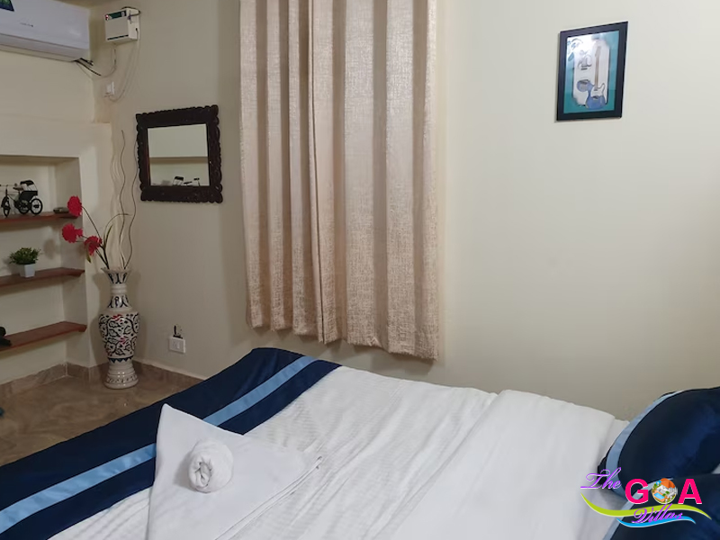 5 bedroom villa with pool in Parra