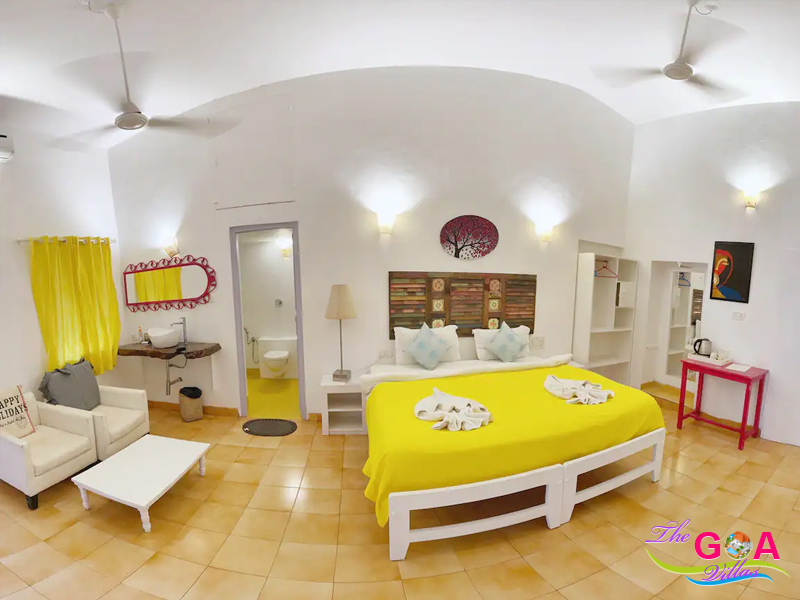 6 bedroom villa with pool in Vagator