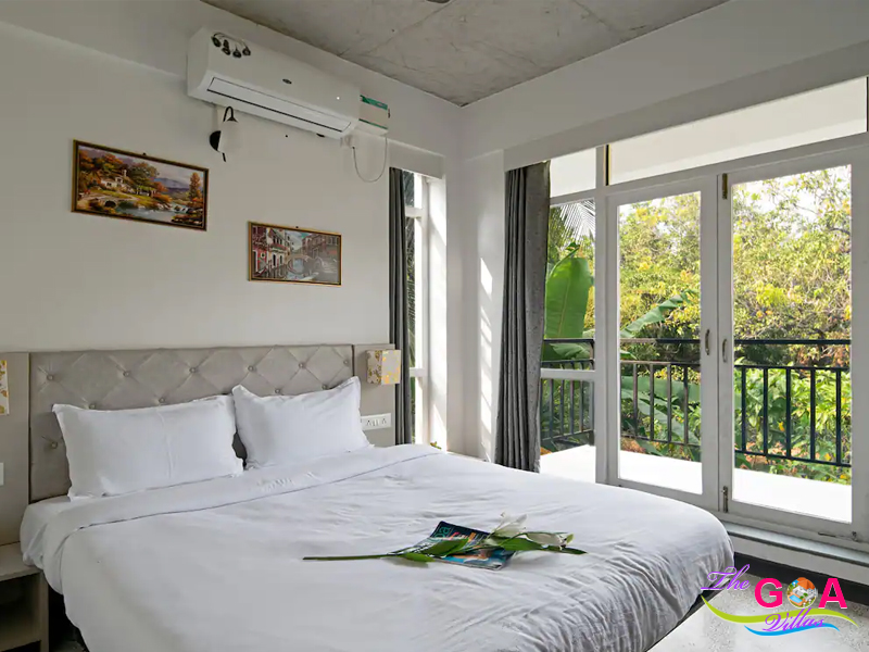seven bedroom villa in Siolim